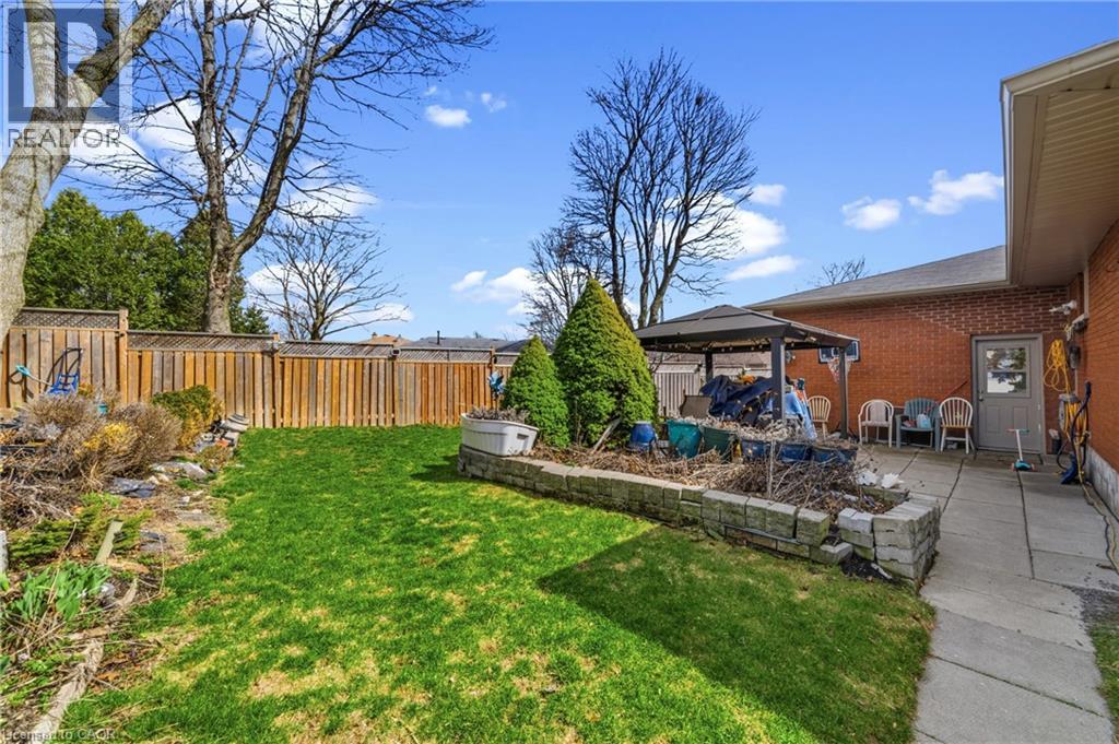 122 GREENCEDAR Drive - 22