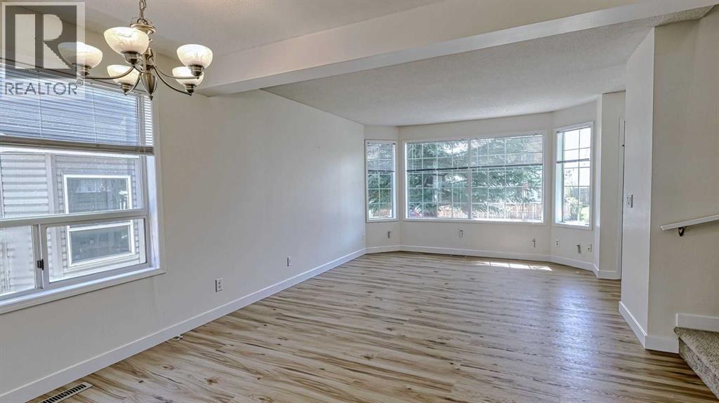 157 Harvest Gold Heights NE - 11