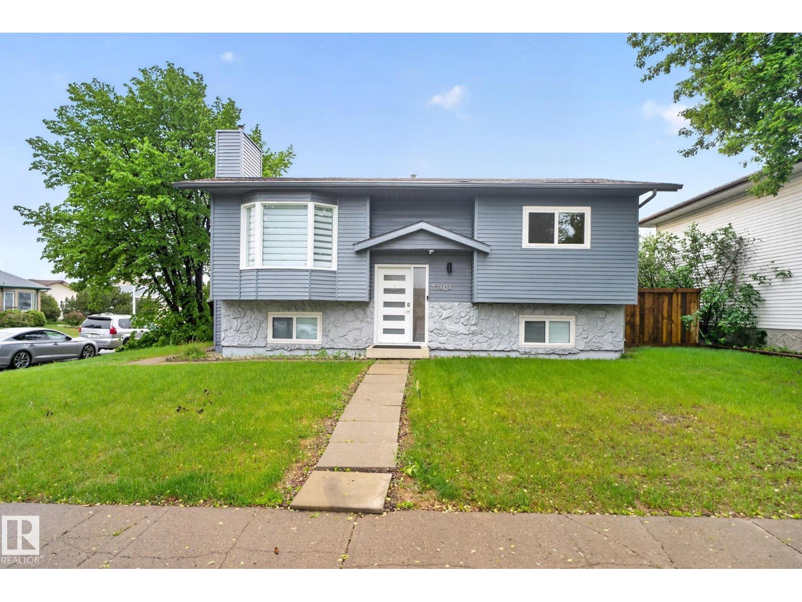 17404 95 ST NW - 3
