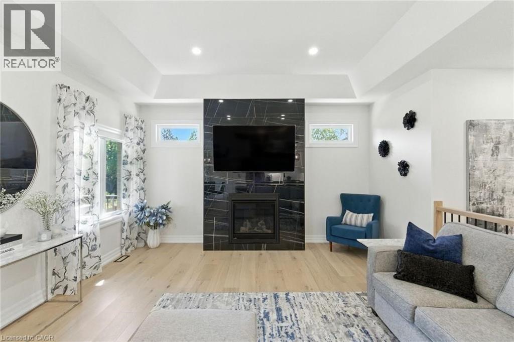 270 CHARLES Street - 18