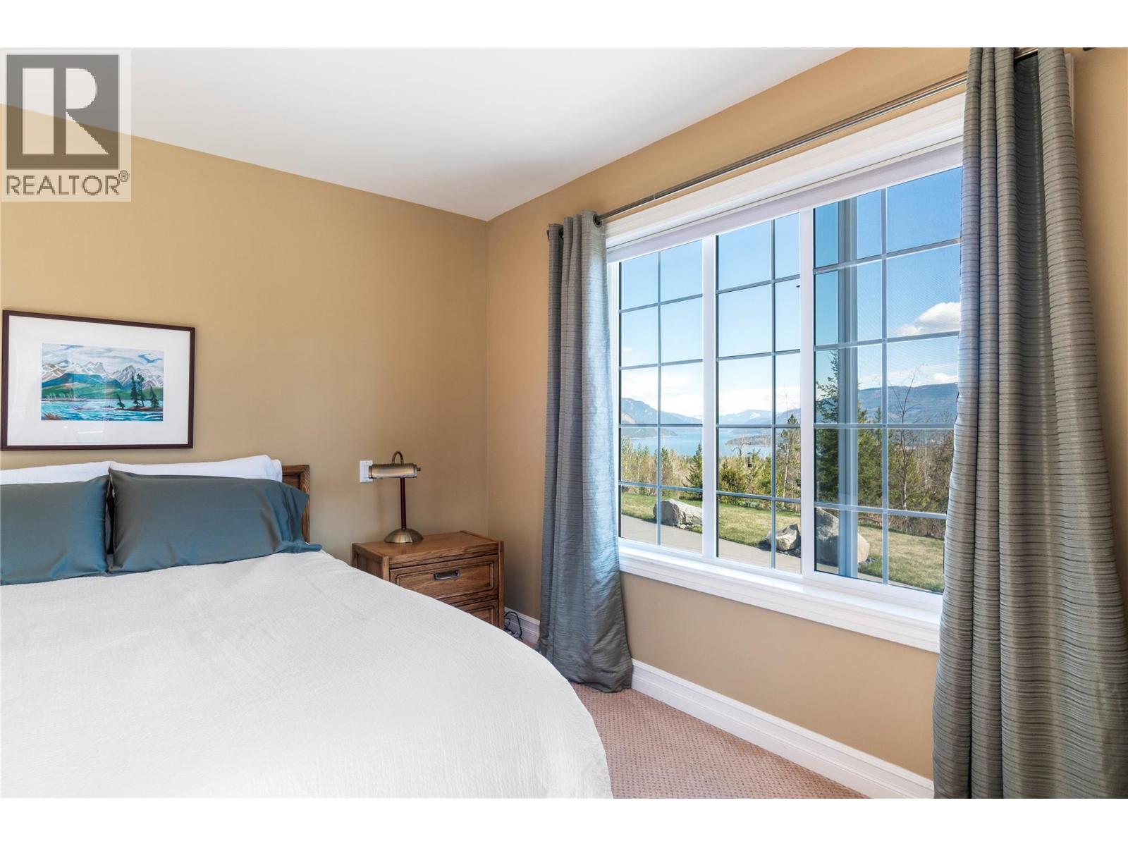 3800 60 Street NW - 32