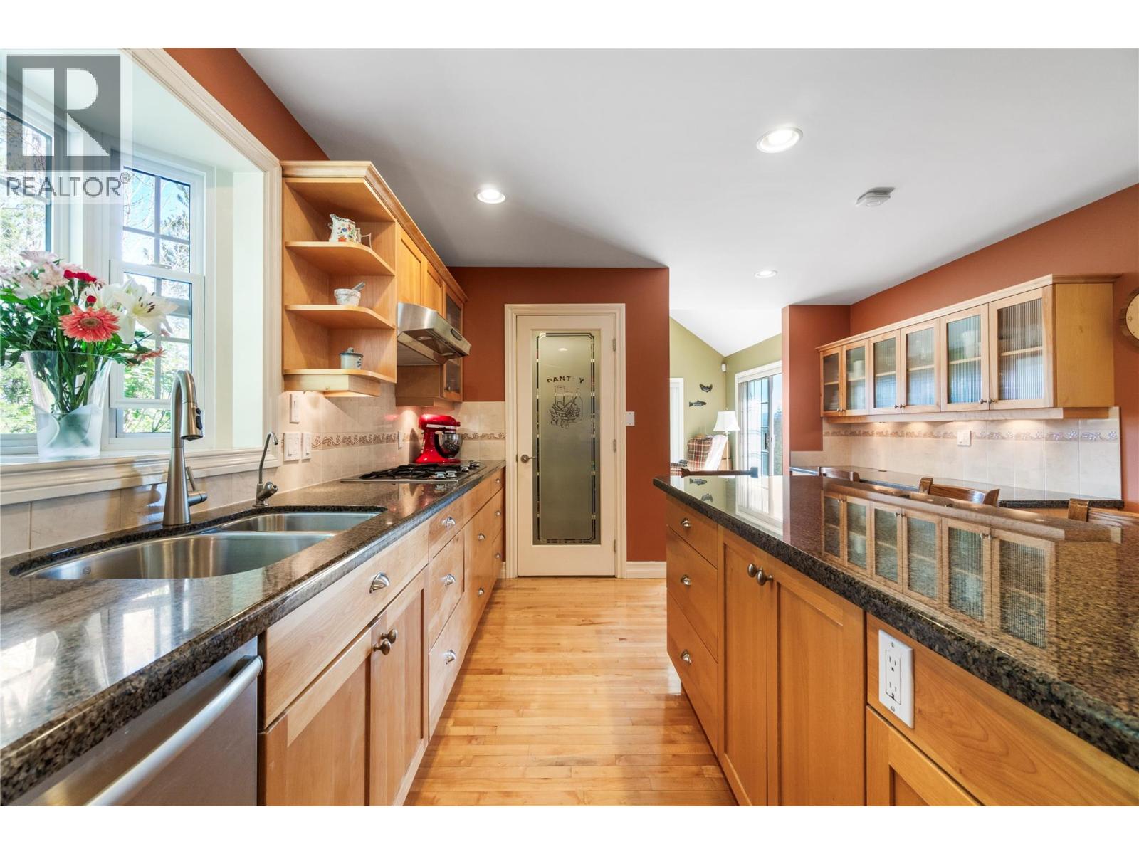 3800 60 Street NW - 16
