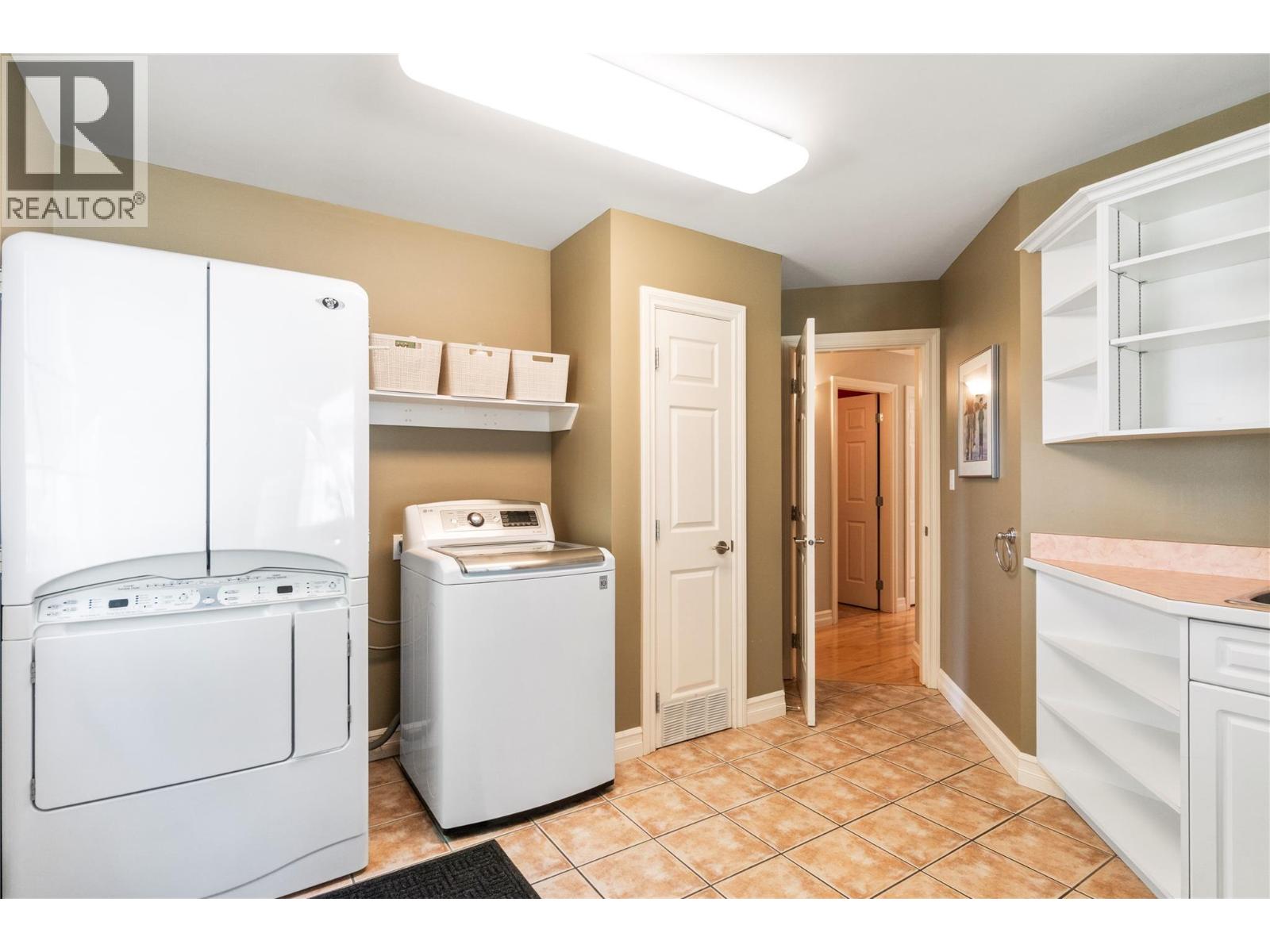 3800 60 Street NW - 27