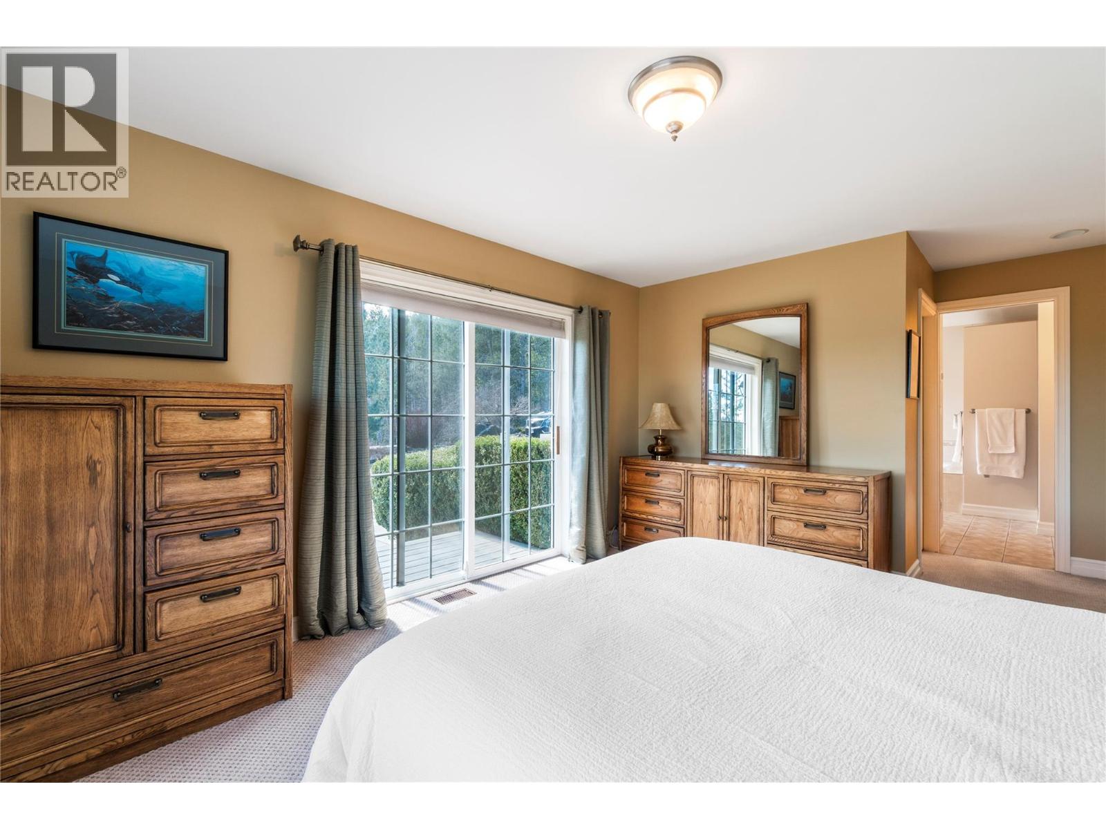 3800 60 Street NW - 33
