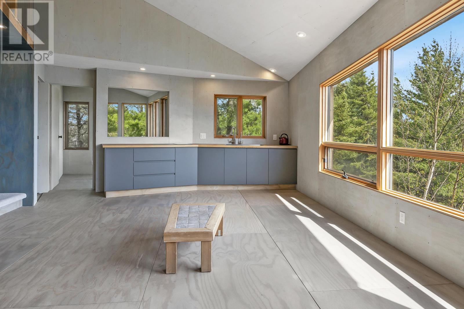 564 Hematite RD - 16