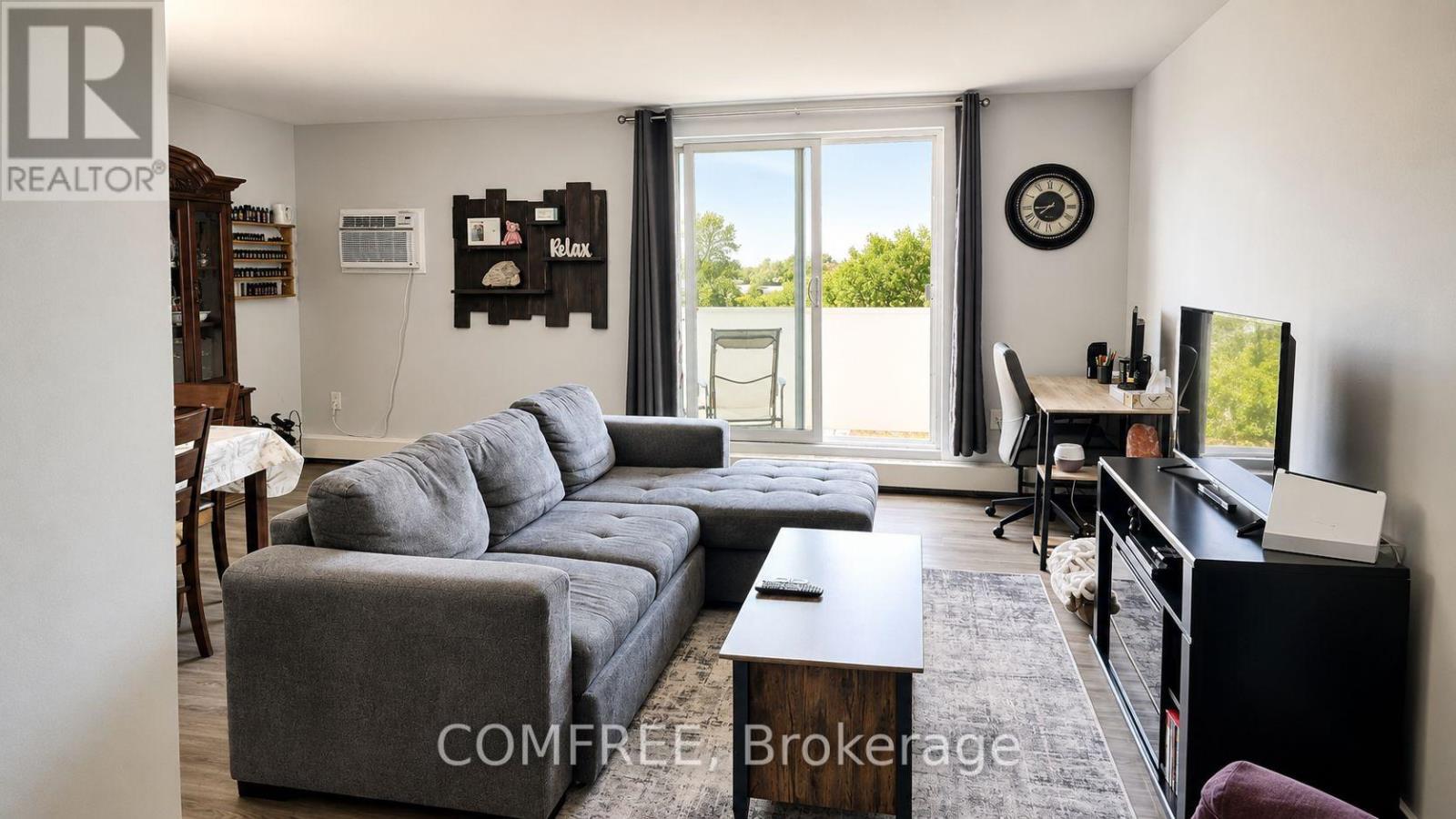 #508 563 MORNINGTON AVENUE - 7