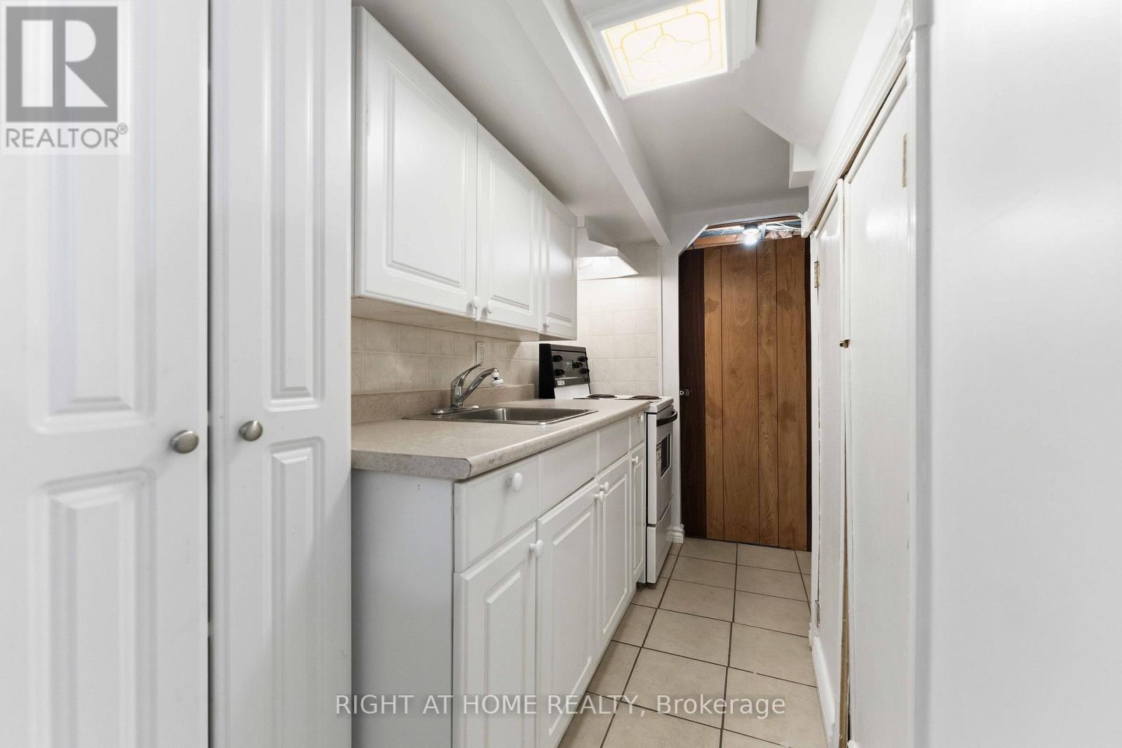 3 Bed, 4 Bath House for Sale in Ottawa – 178 PRESLAND ROAD, Ottawa – MLS# X13515126 - Image 15