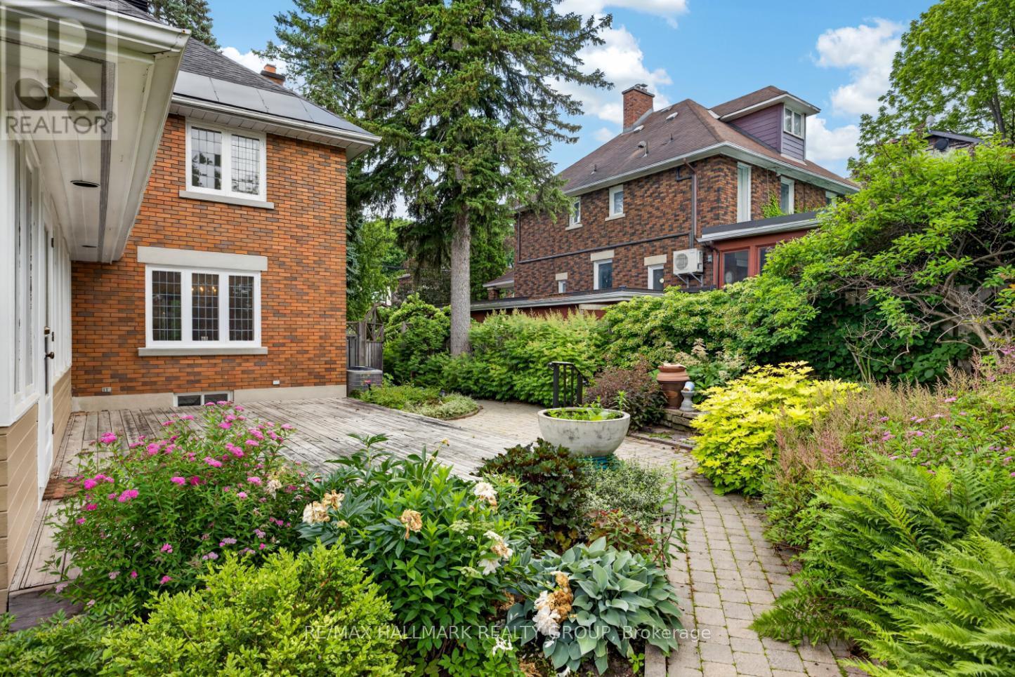 234 OLD IRVING PLACE - 29