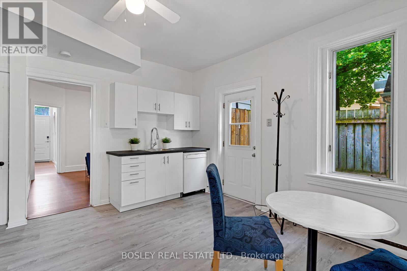 156 ST. ANDREWS STREET - 18
