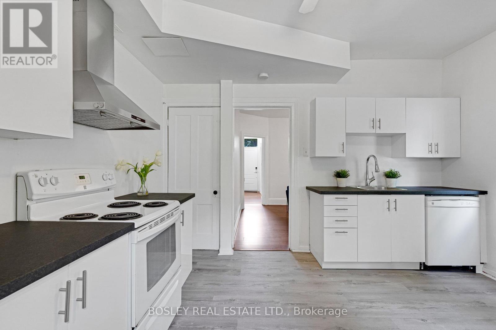 156 ST. ANDREWS STREET - 19