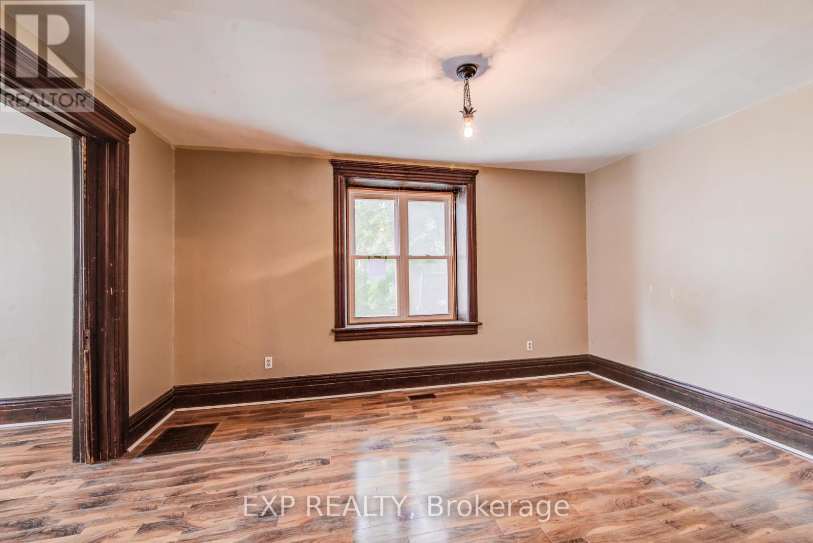 5 GEORGE STREET S - 15