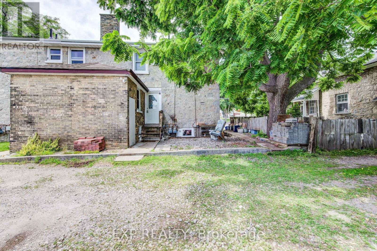 5 GEORGE STREET S - 23
