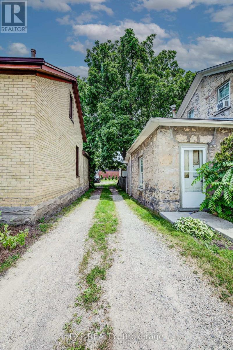 5 GEORGE STREET S - 6