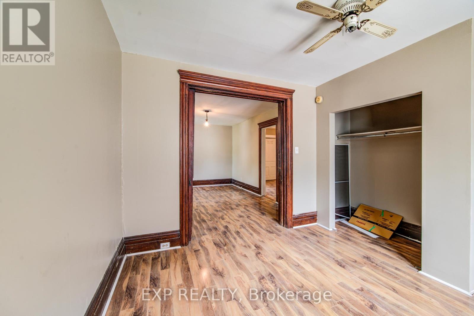 5 GEORGE STREET S - 9