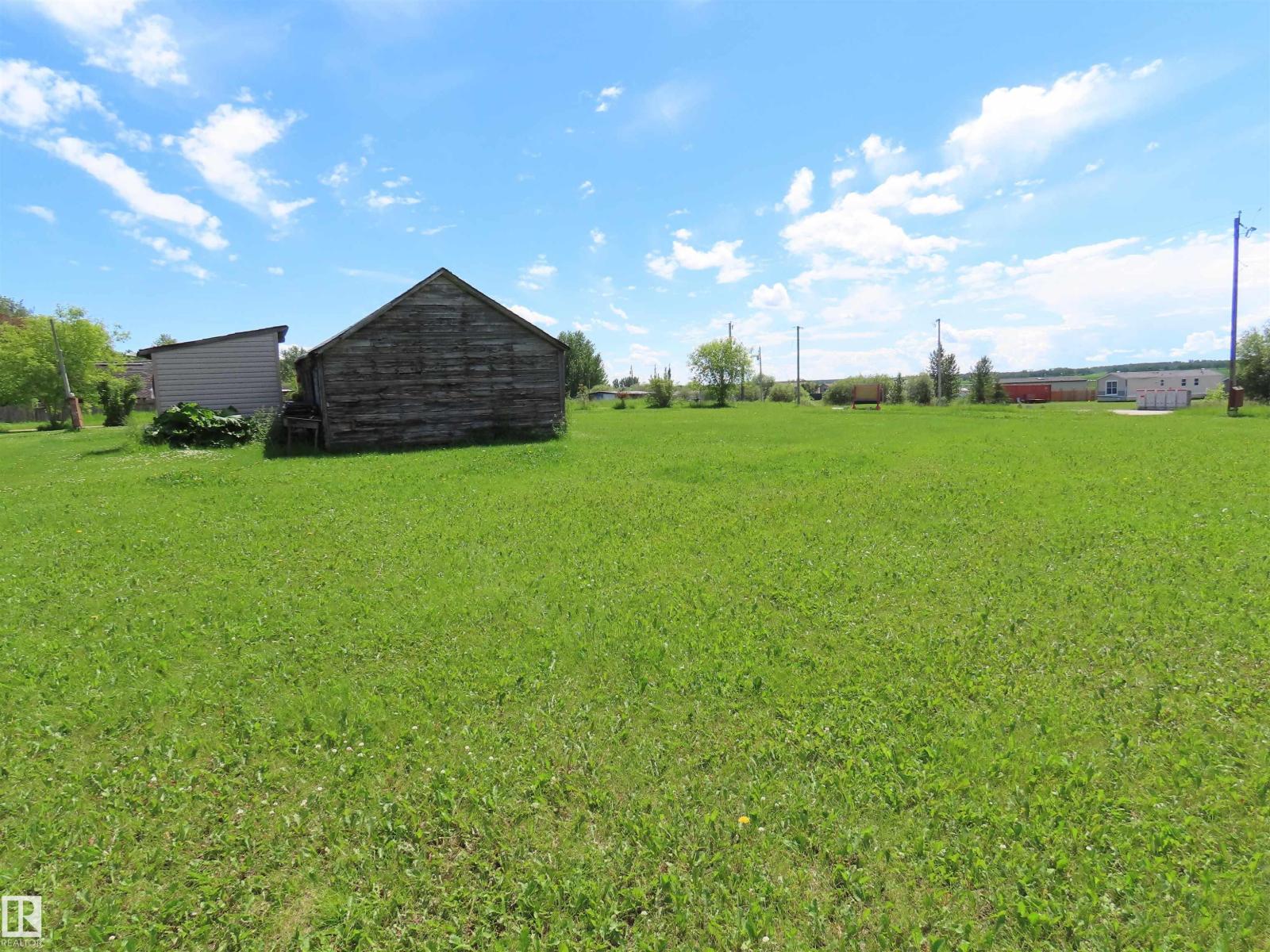 202 3510 STE. ANNE Trail