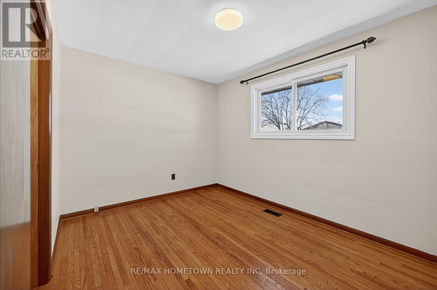 189 REYNOLDS DRIVE - 15