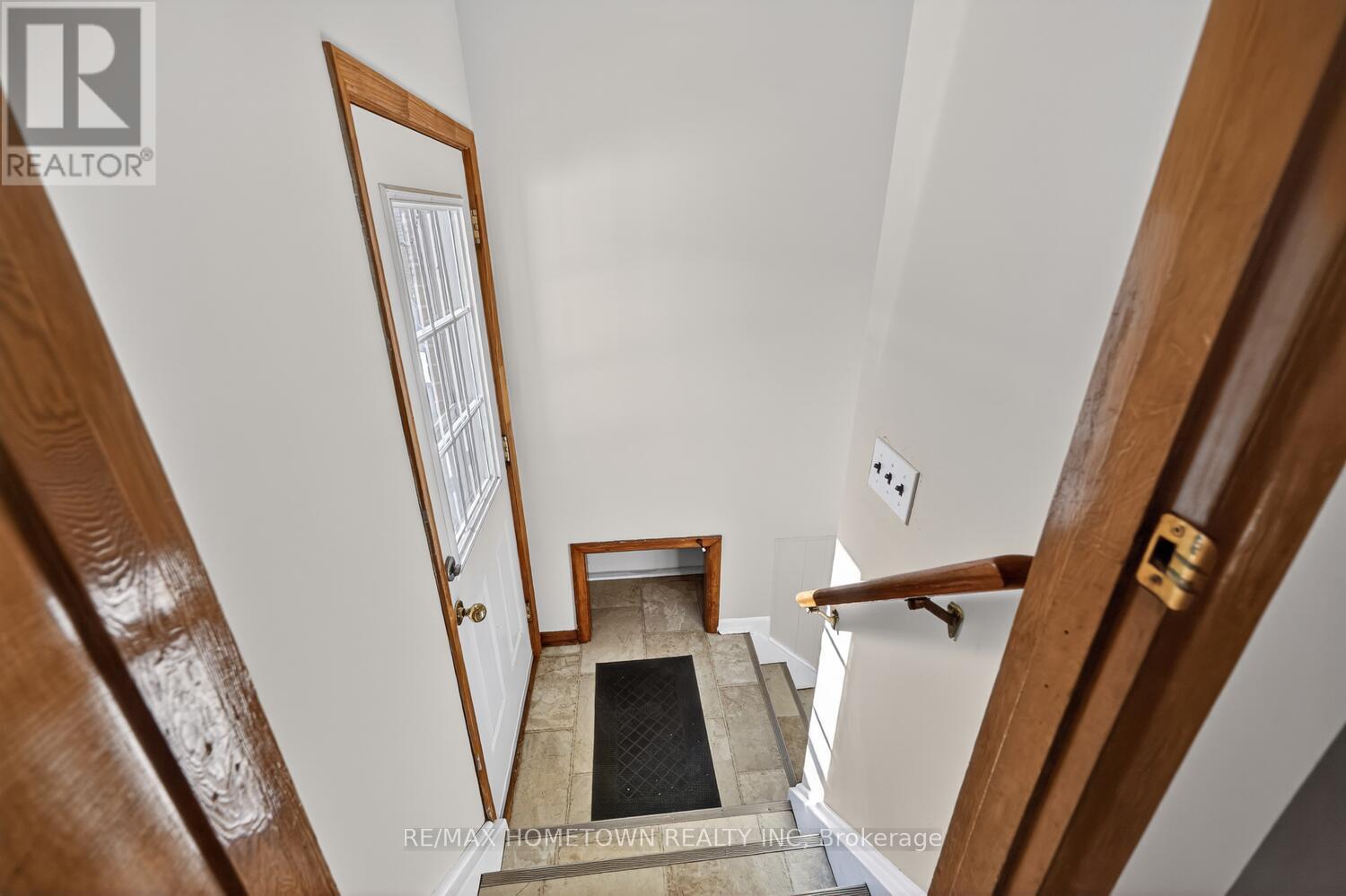189 REYNOLDS DRIVE - 20