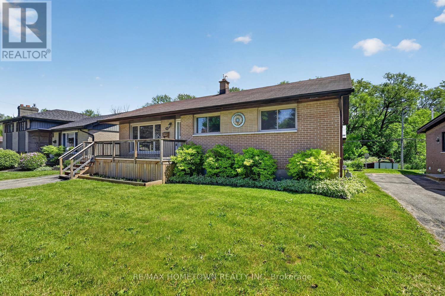 189 REYNOLDS DRIVE - 36