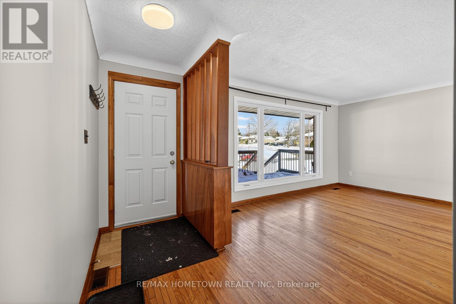 189 REYNOLDS DRIVE - 4