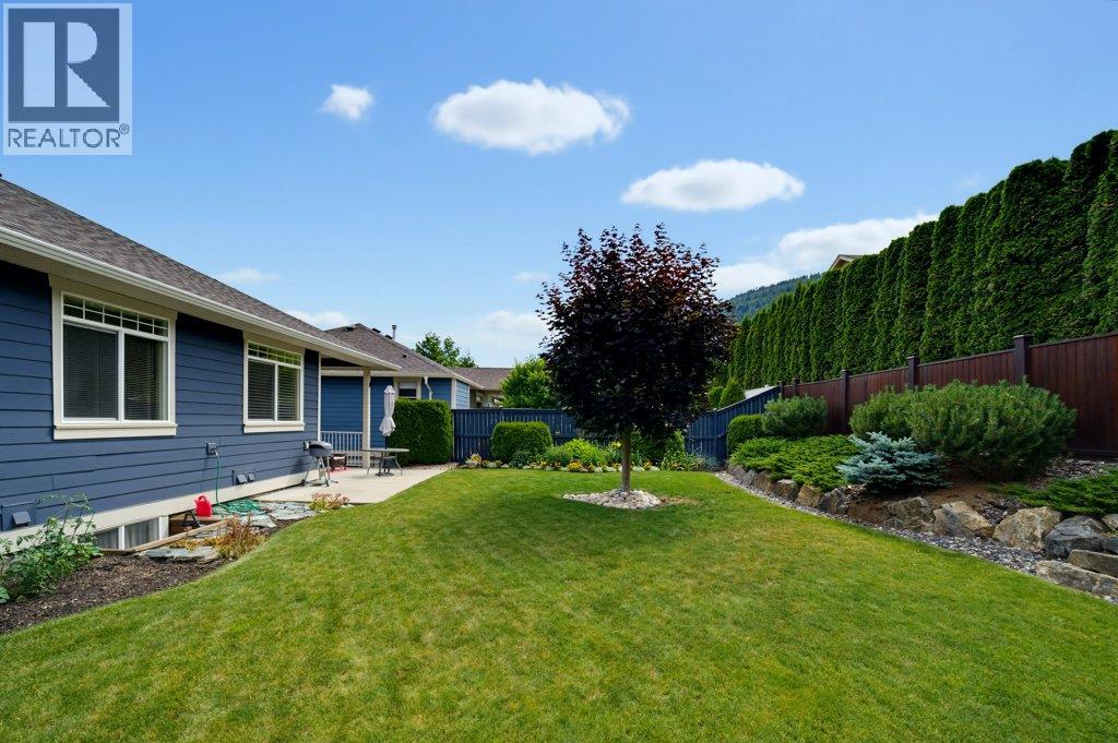 1080 23 Avenue SW, Salmon Arm