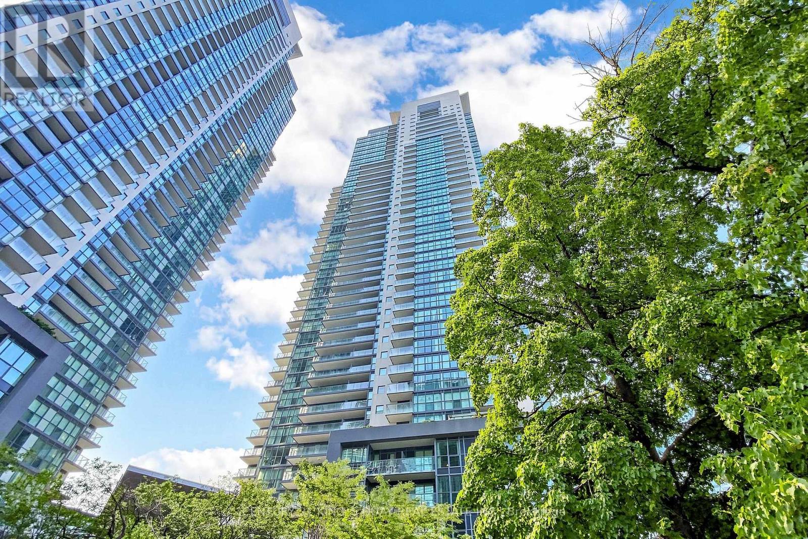 #LPH101 5168 YONGE STREET - 1