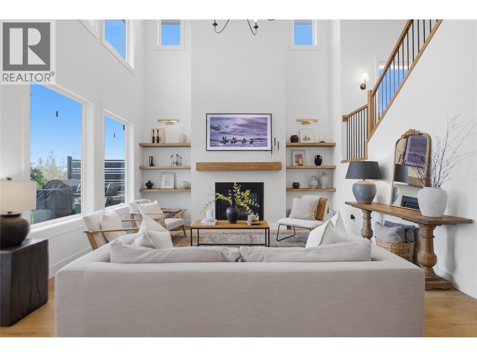 1688 Balsam Place - 10