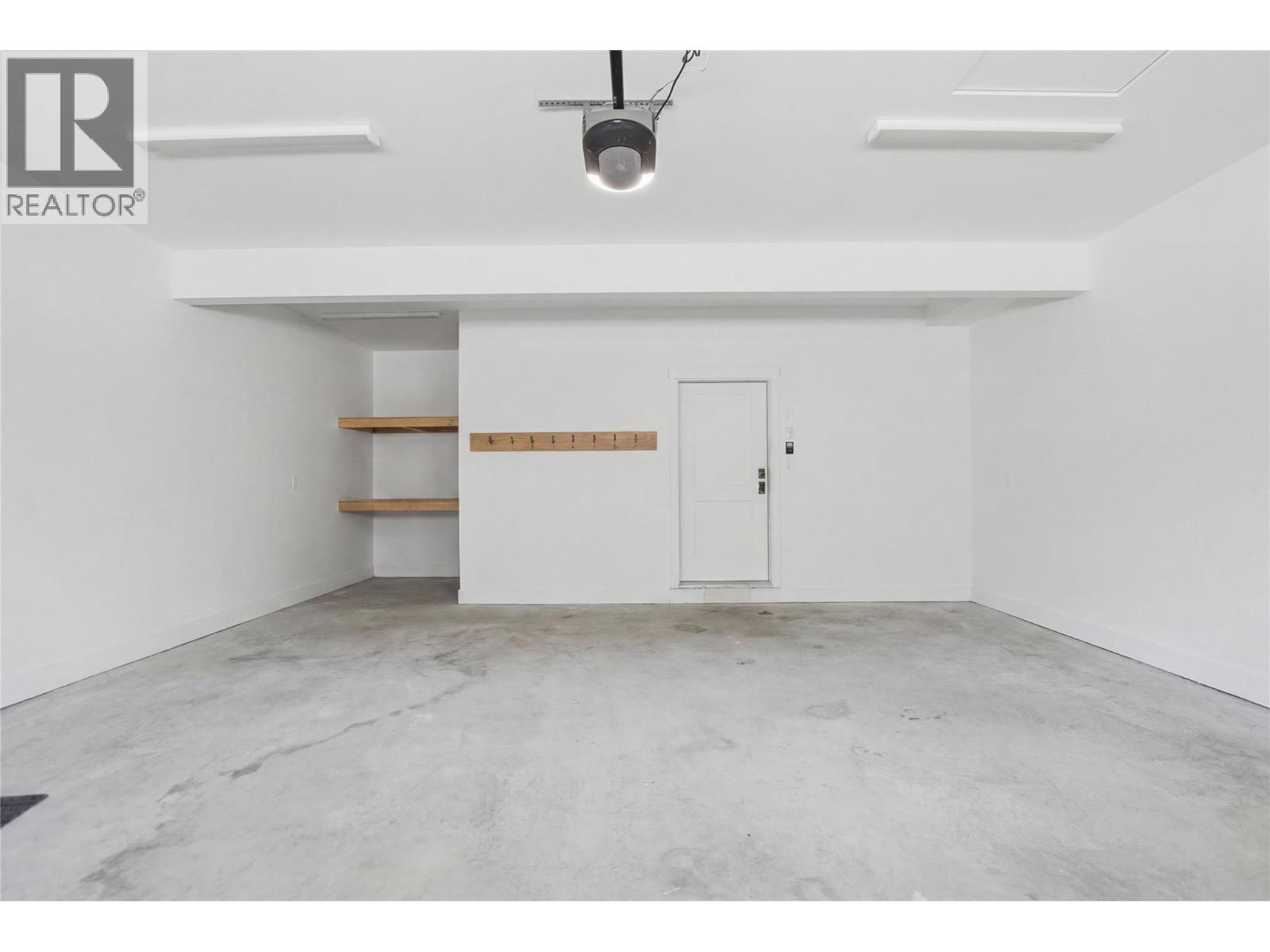 1688 Balsam Place - 68