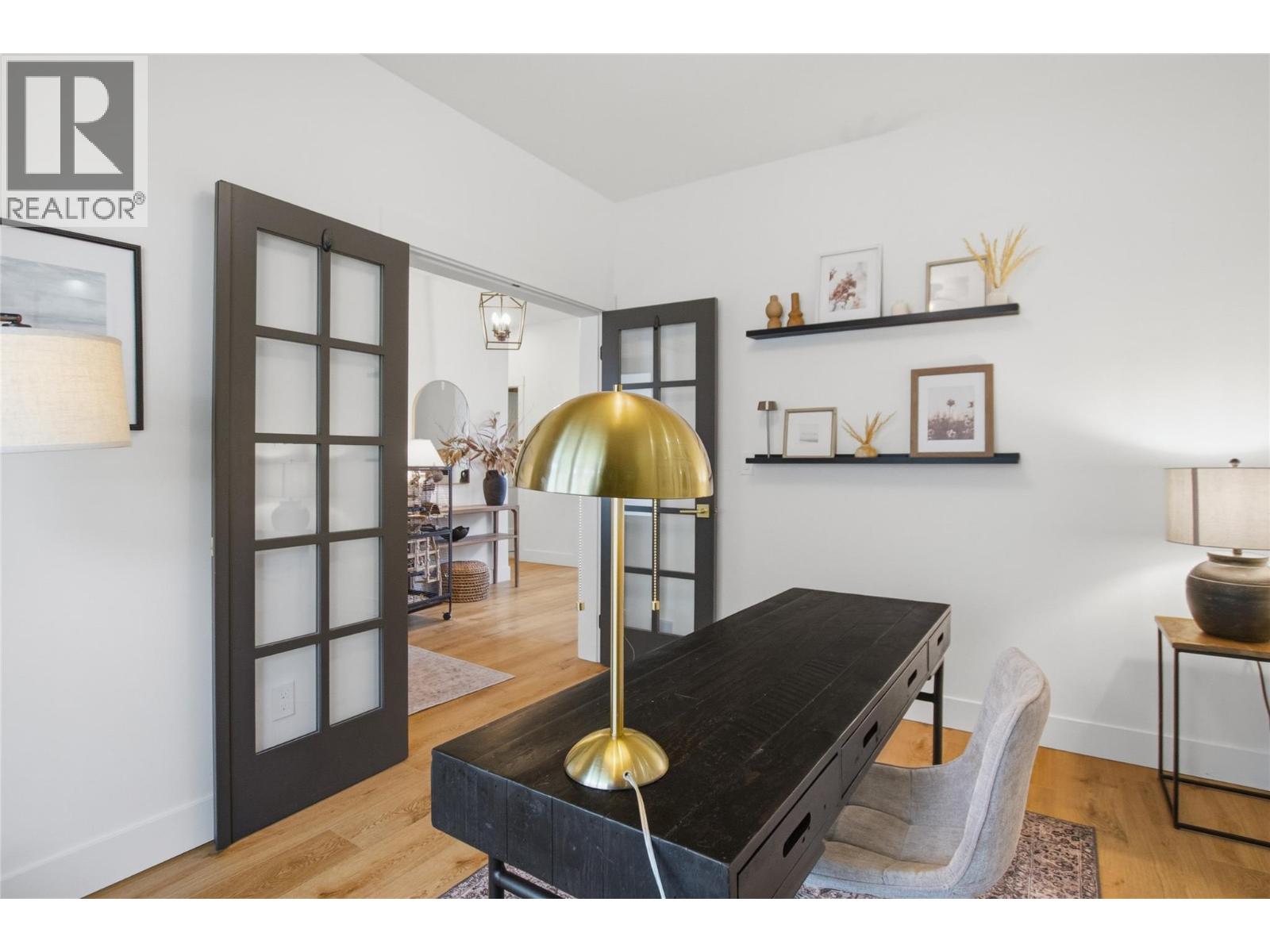 1688 Balsam Place - 27