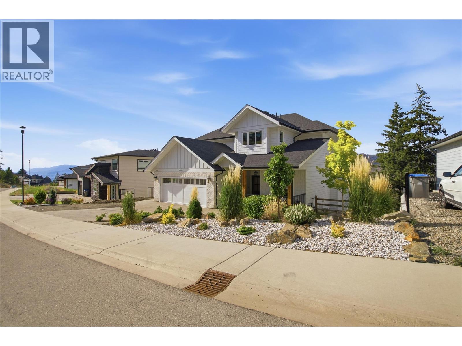 1688 Balsam Place - 81