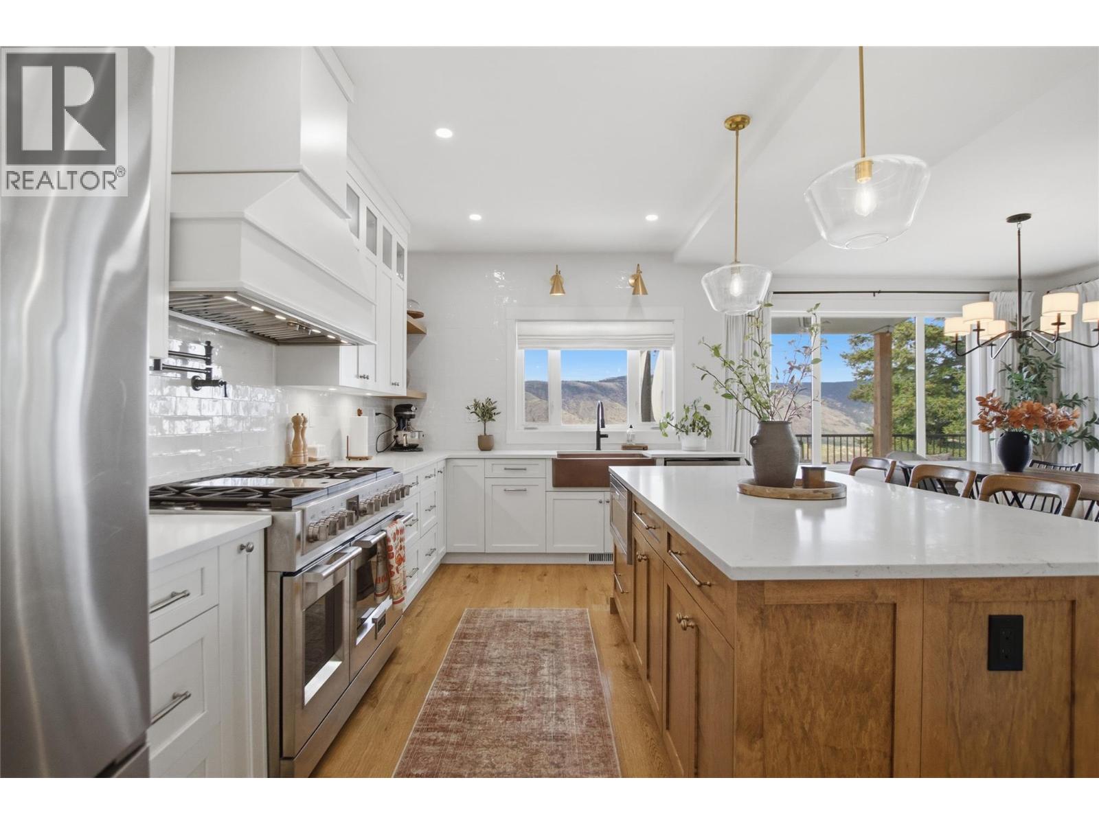 1688 Balsam Place - 22