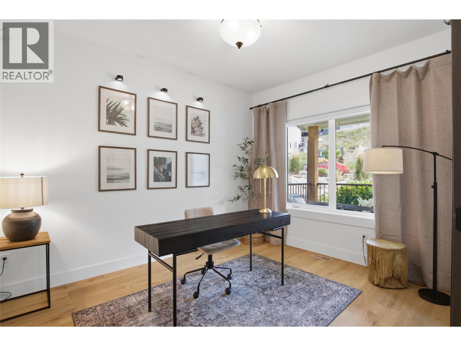 1688 Balsam Place - 26