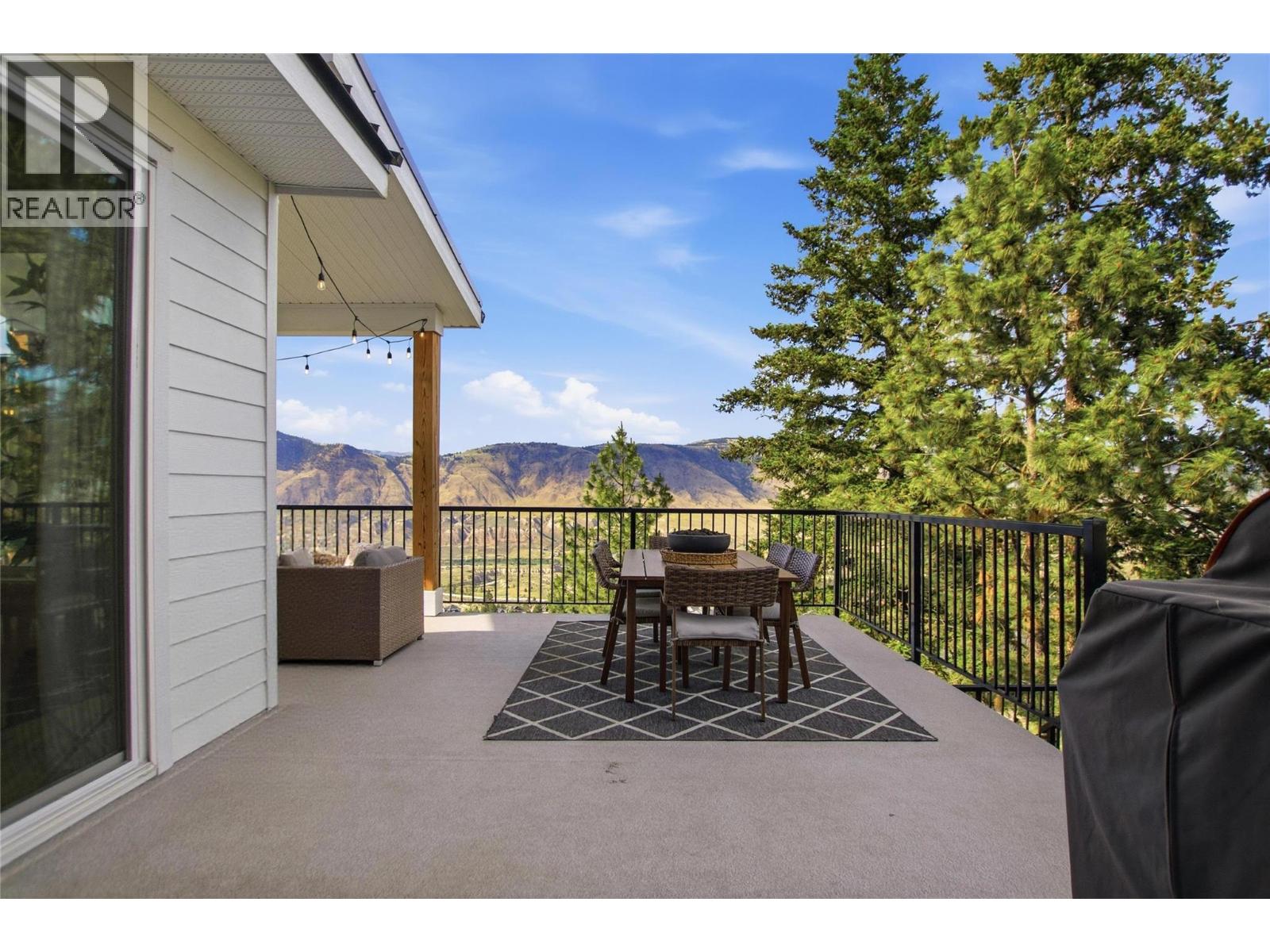 1688 Balsam Place - 30