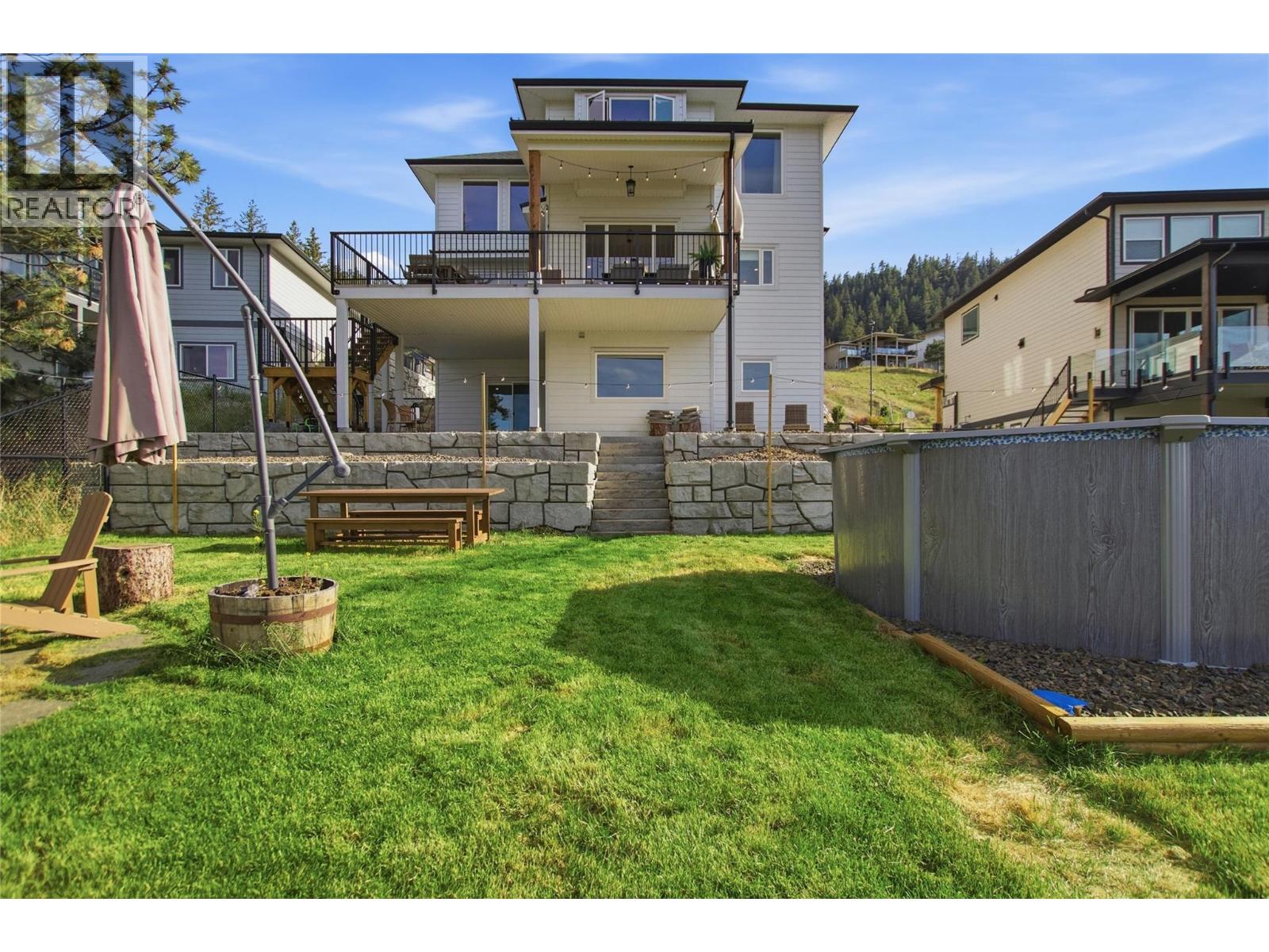 1688 Balsam Place - 76