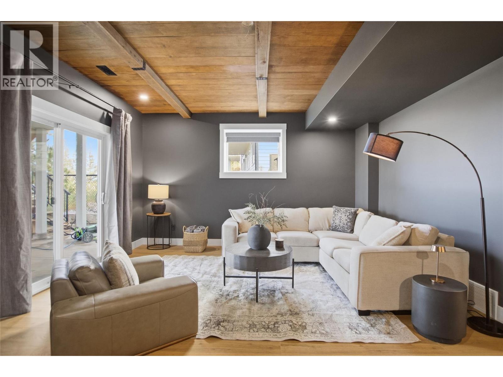 1688 Balsam Place - 53