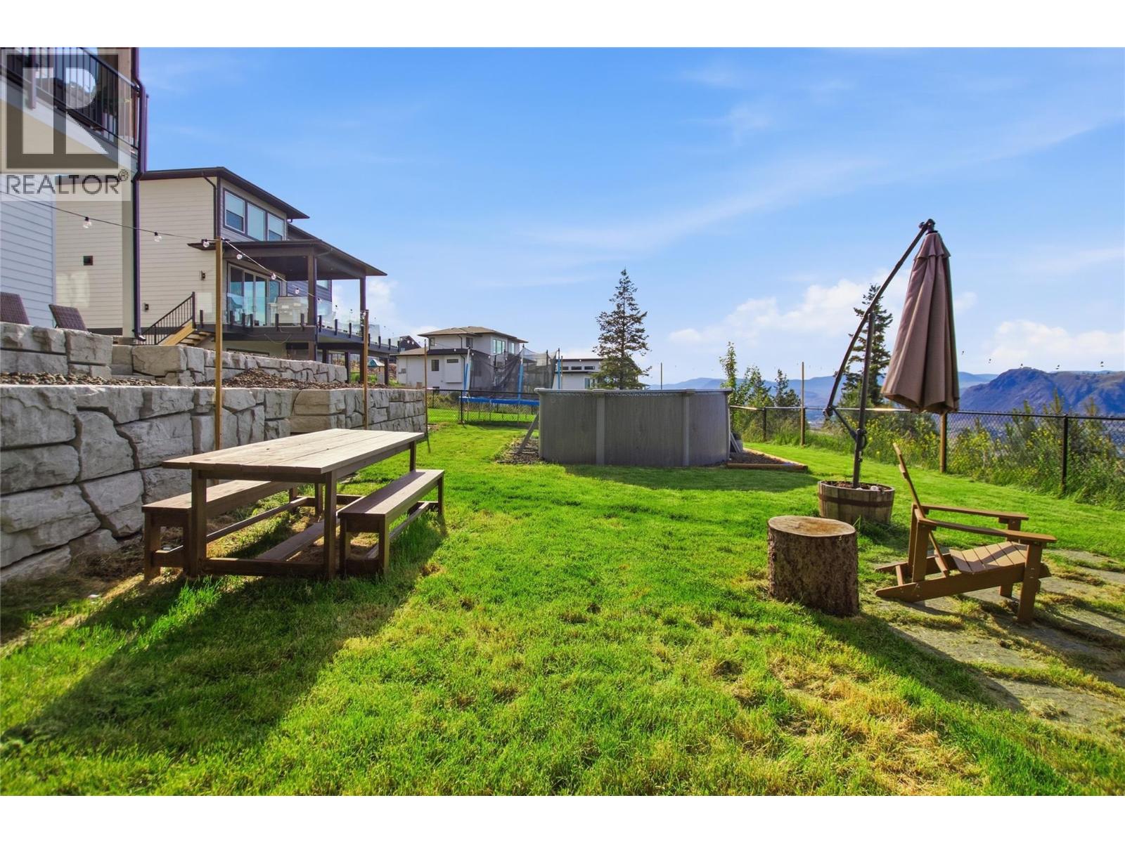 1688 Balsam Place - 74