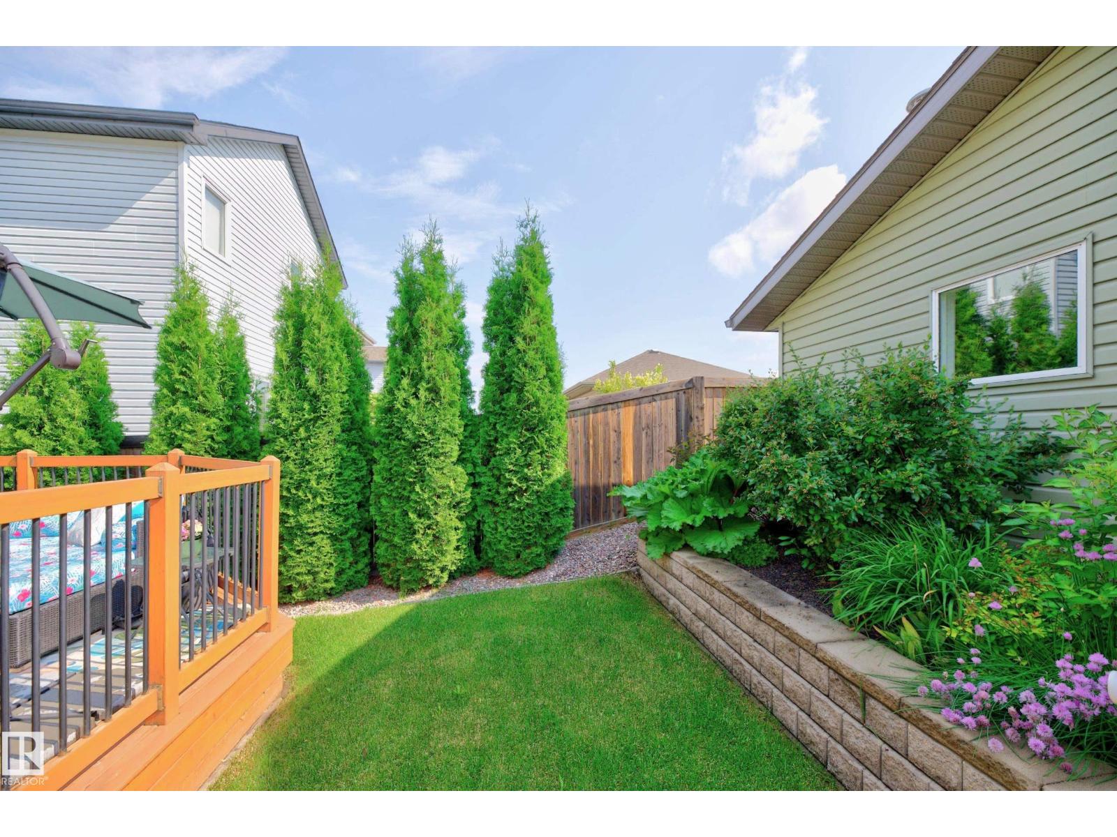 4264 SUMMERLAND DR — photo 44
