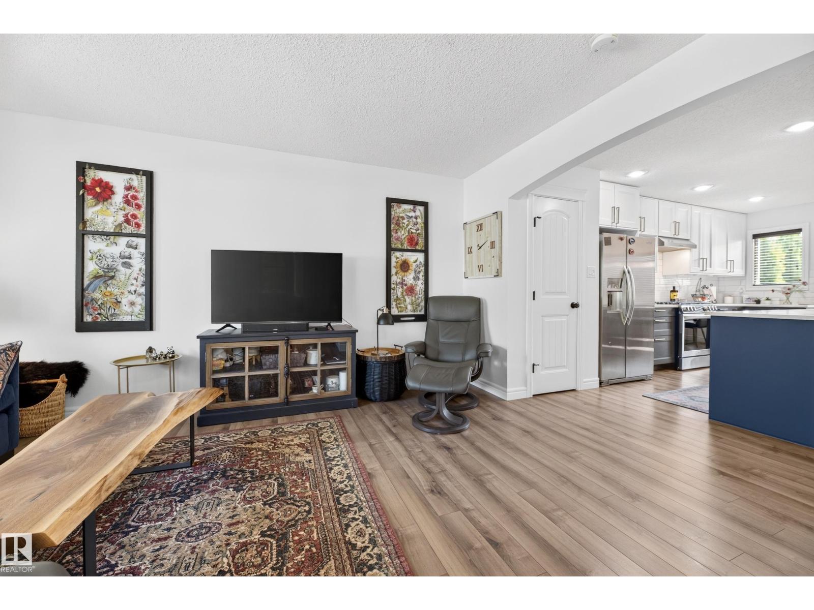 4264 SUMMERLAND DR - photo 5