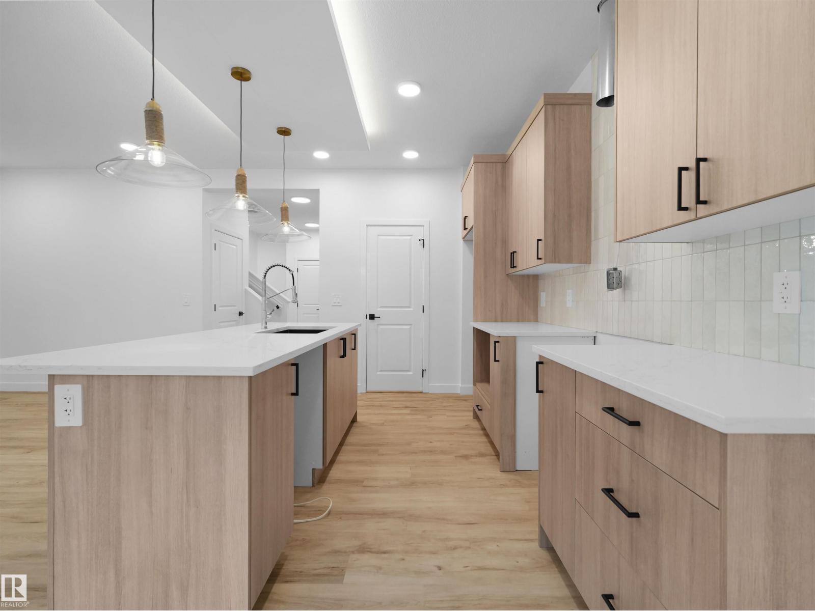4116 208 ST NW - 14