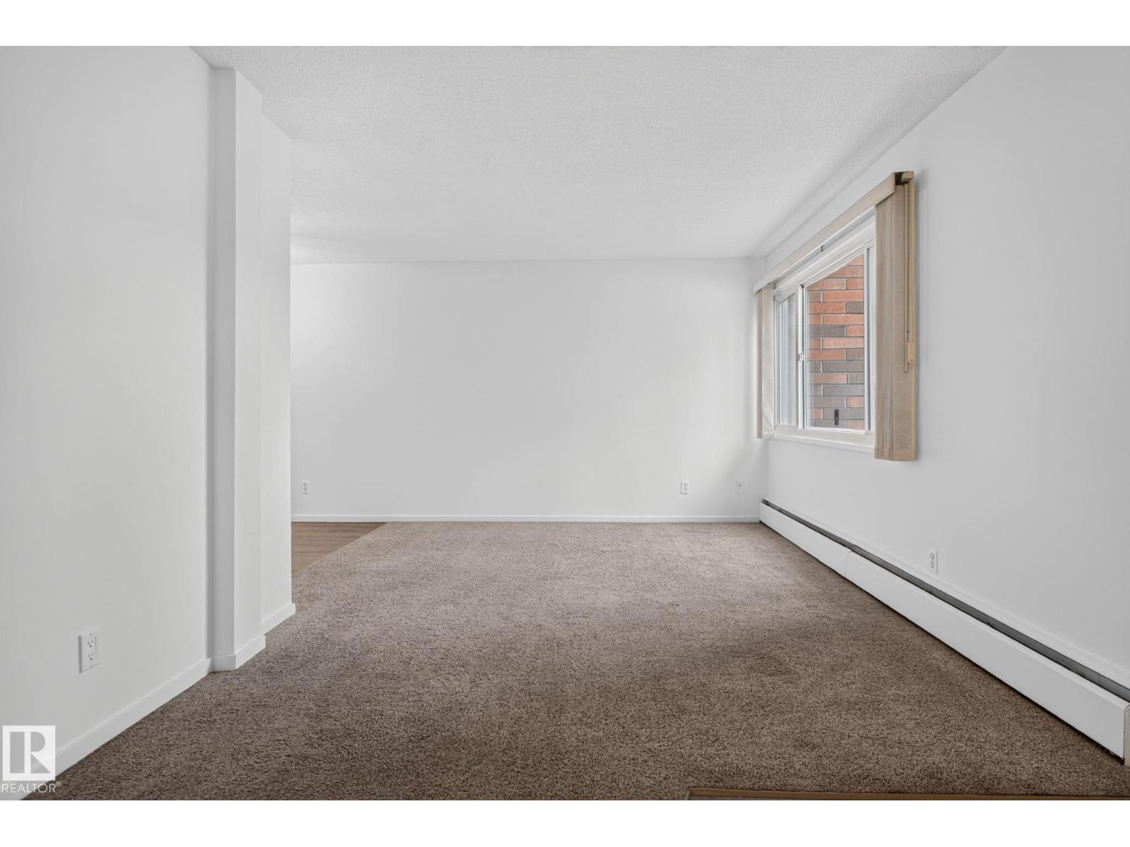 #401 2908 116A AV NW - 5