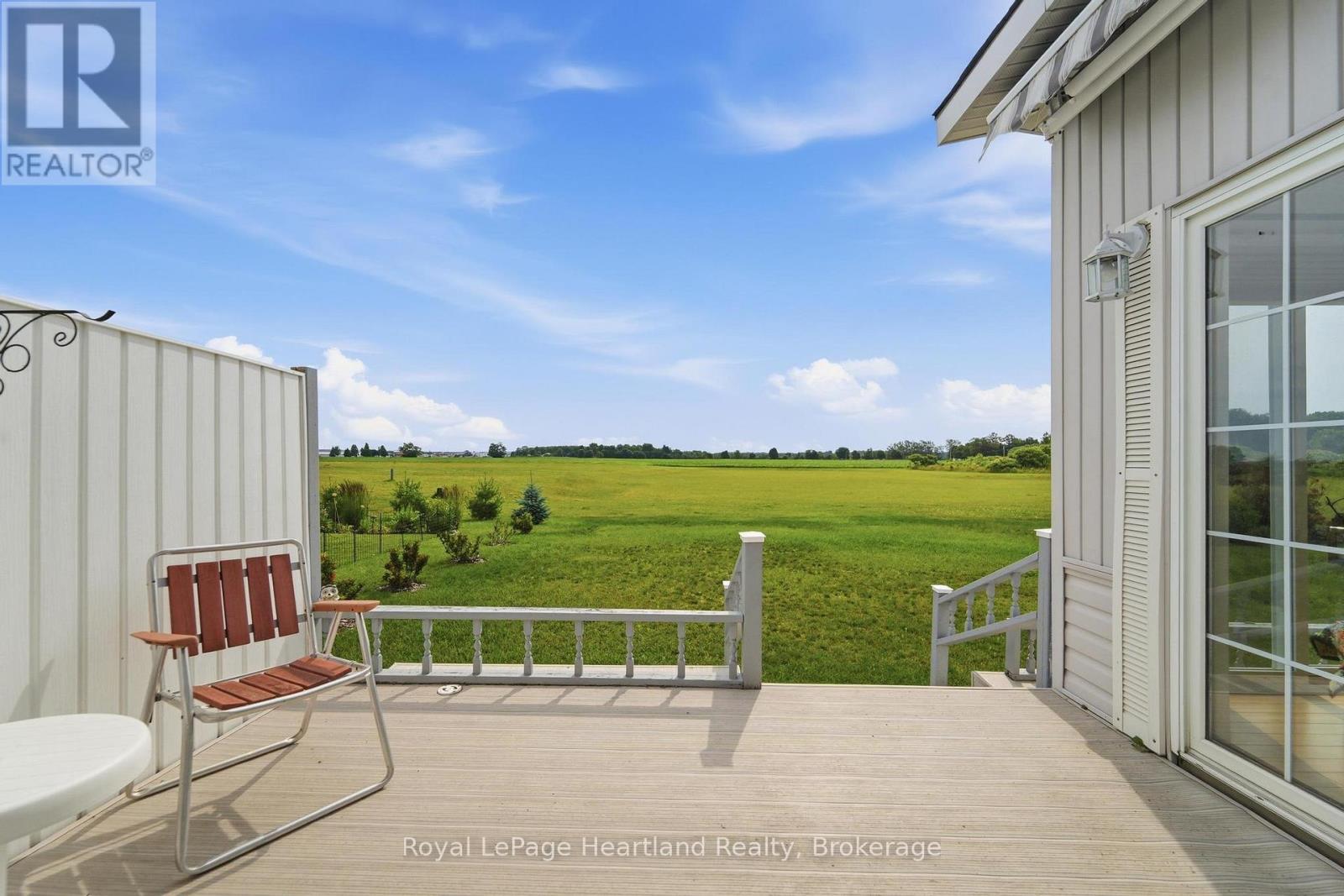 40 ALGONQUIN LANE - 26