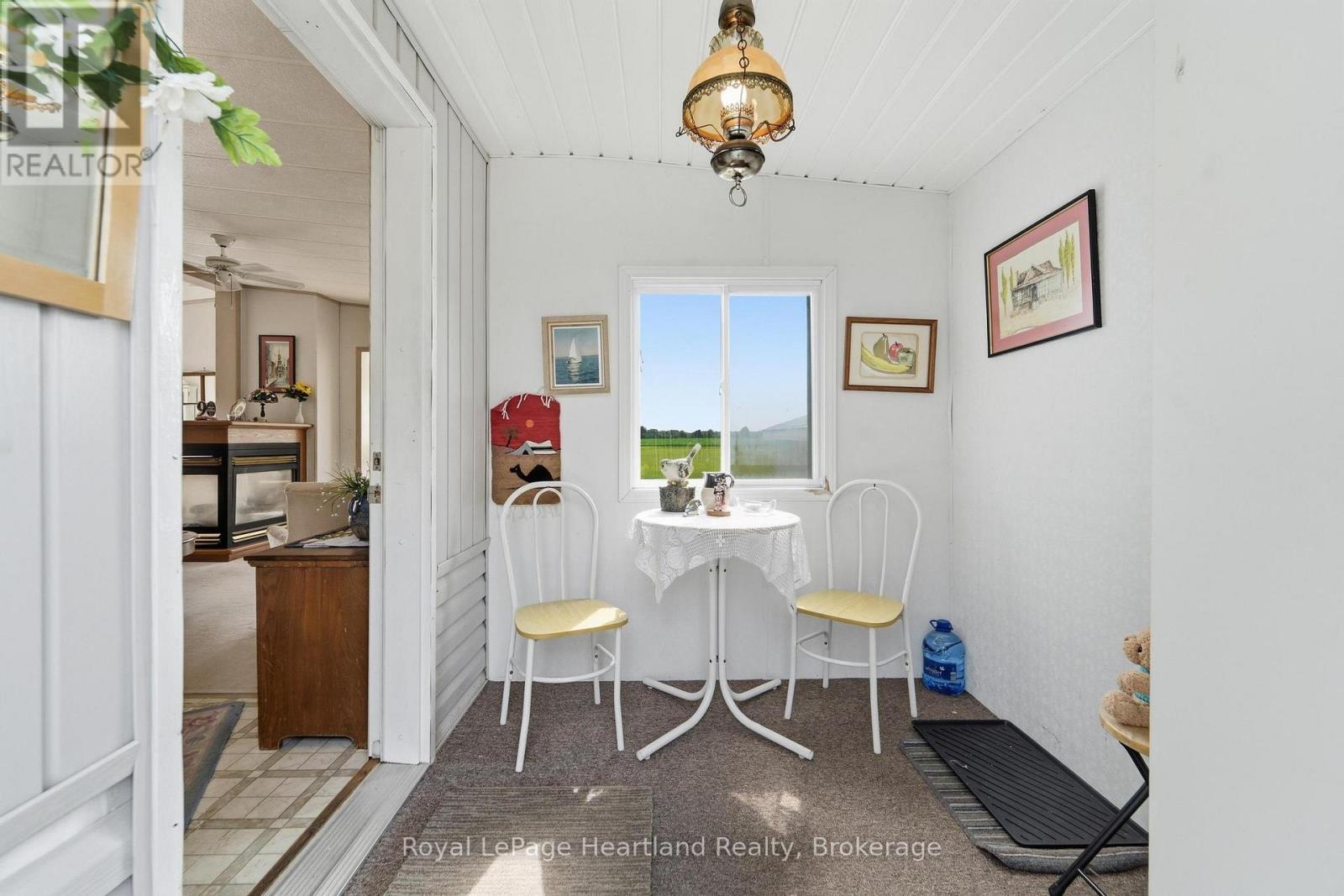 40 ALGONQUIN LANE - 3