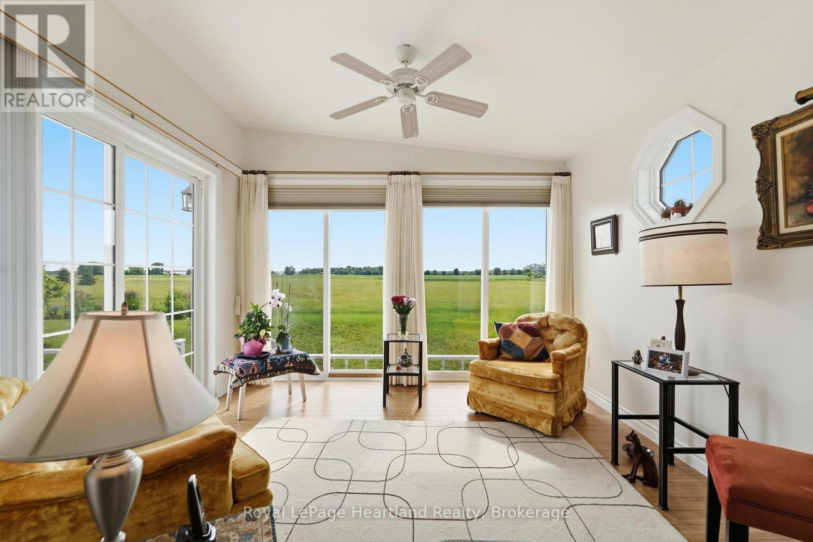 40 ALGONQUIN LANE - 9