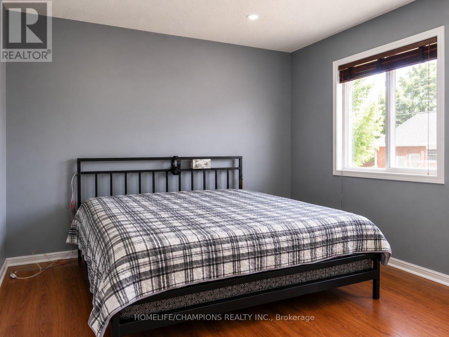 14 BENMORE CRESCENT - 13