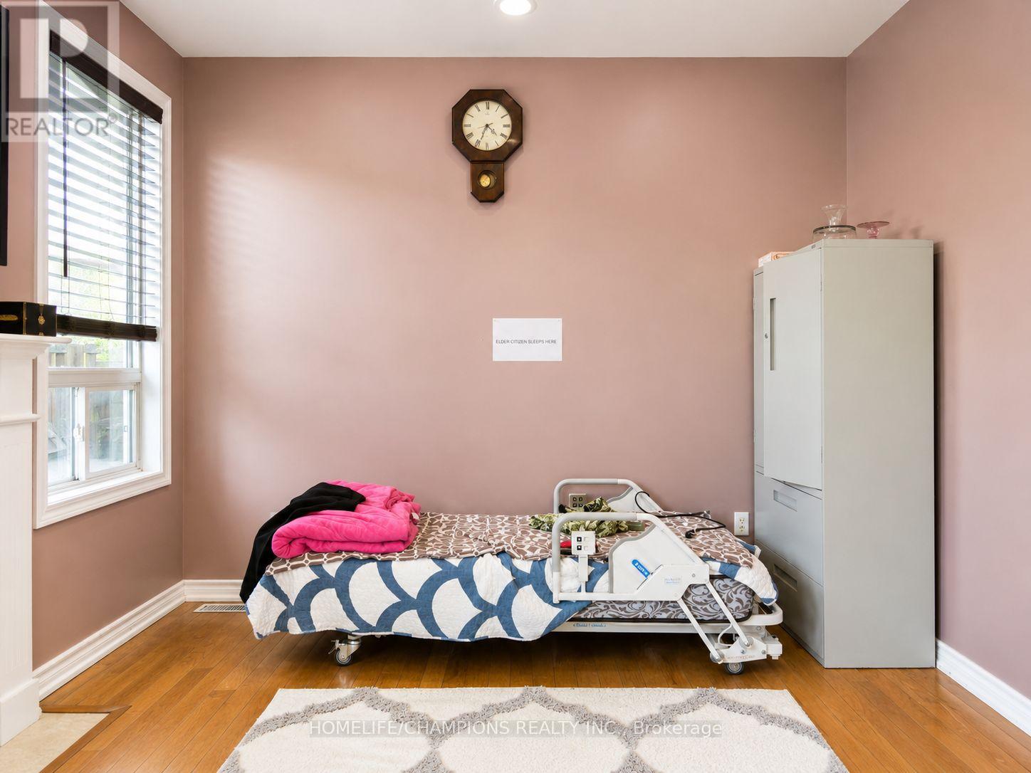 14 BENMORE CRESCENT - 7