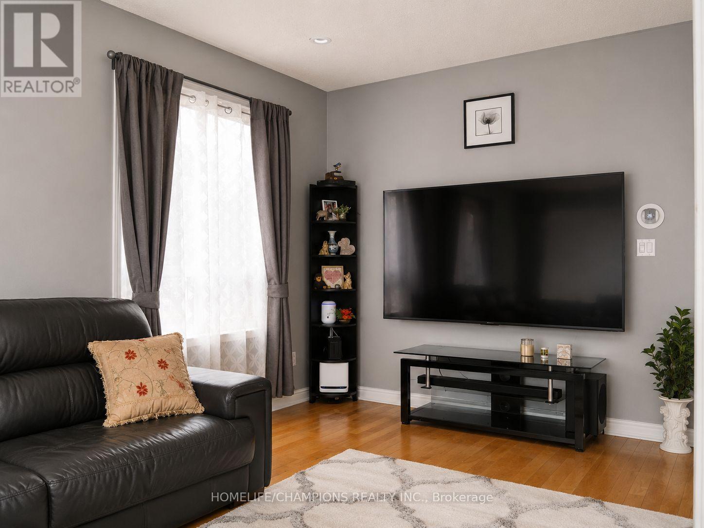 14 BENMORE CRESCENT - 4