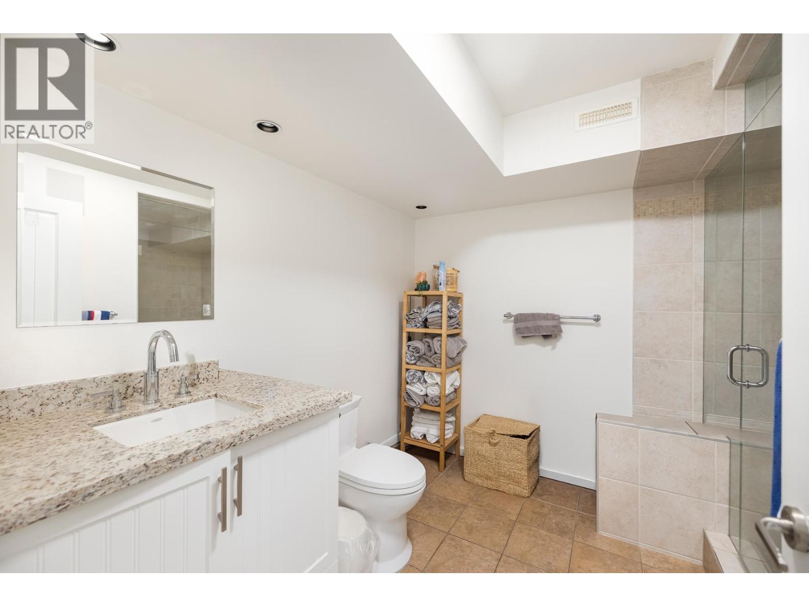 1232 HARRIS AVENUE, North Vancouver