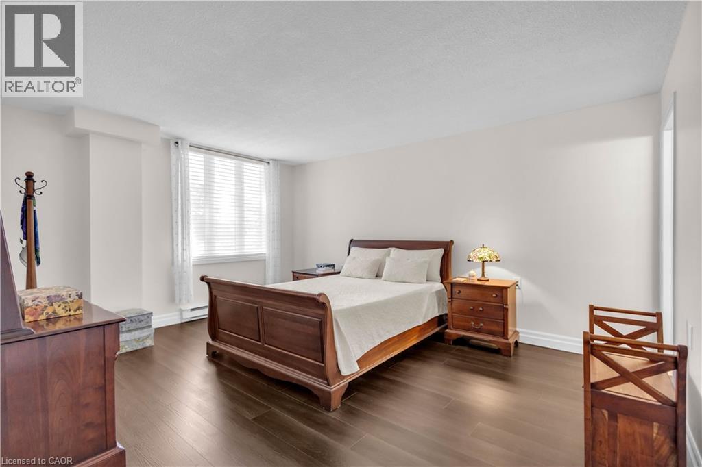 #308 150 WILSON Street W - 12