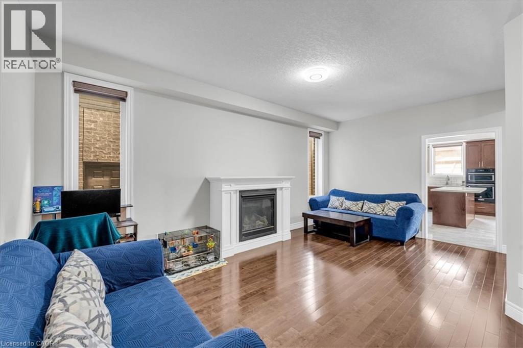 121 DALLAN Drive - 12