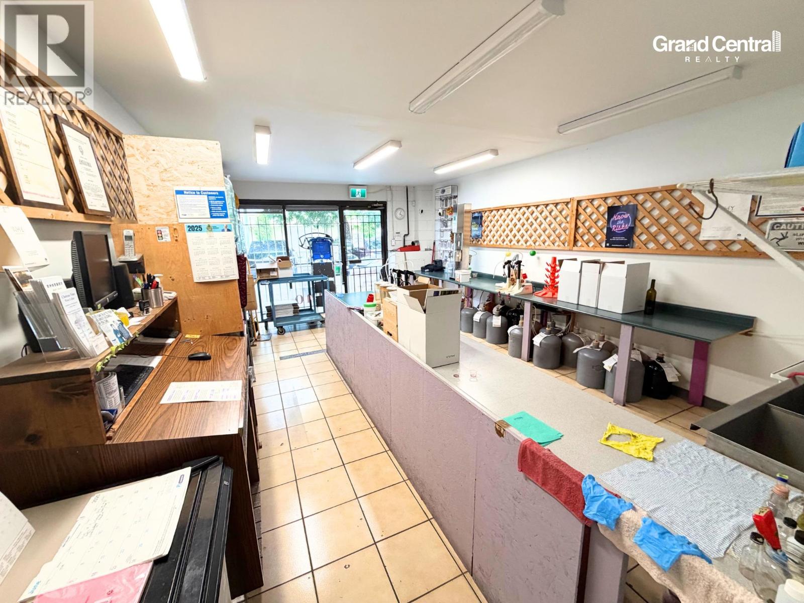 Business for Sale in Burnaby – 6833 MERRITT AVENUE, Burnaby – MLS# C8079948 - Image 4