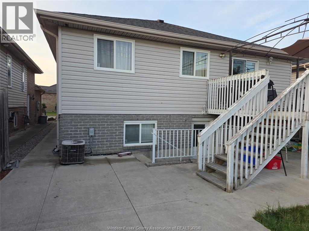 1509 MERIDIAN STREET - 23